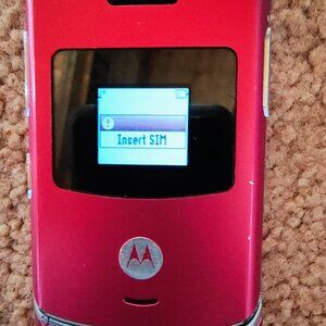 Red Motorola RAZR V3 Flip Mobile Phone, used tested vintage all accessories inc